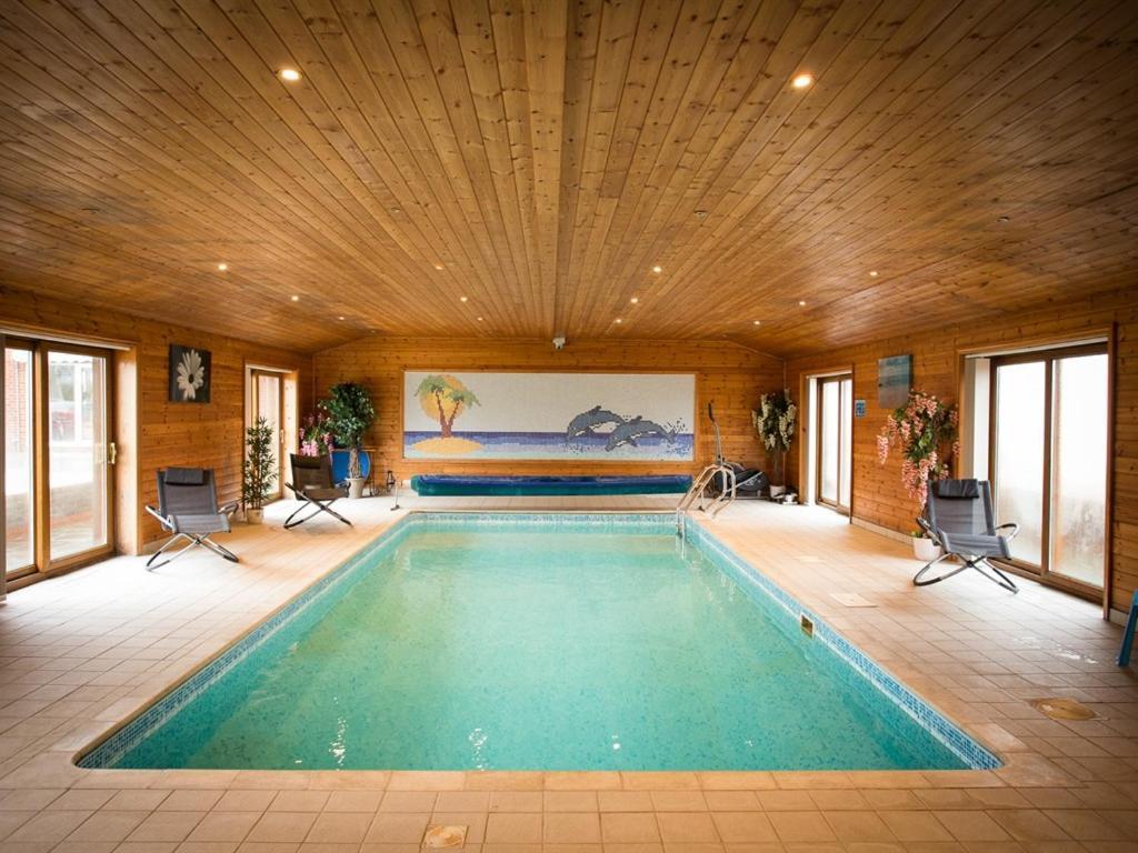 גרימסבי Treetops Cottages & Spa מראה חיצוני תמונה