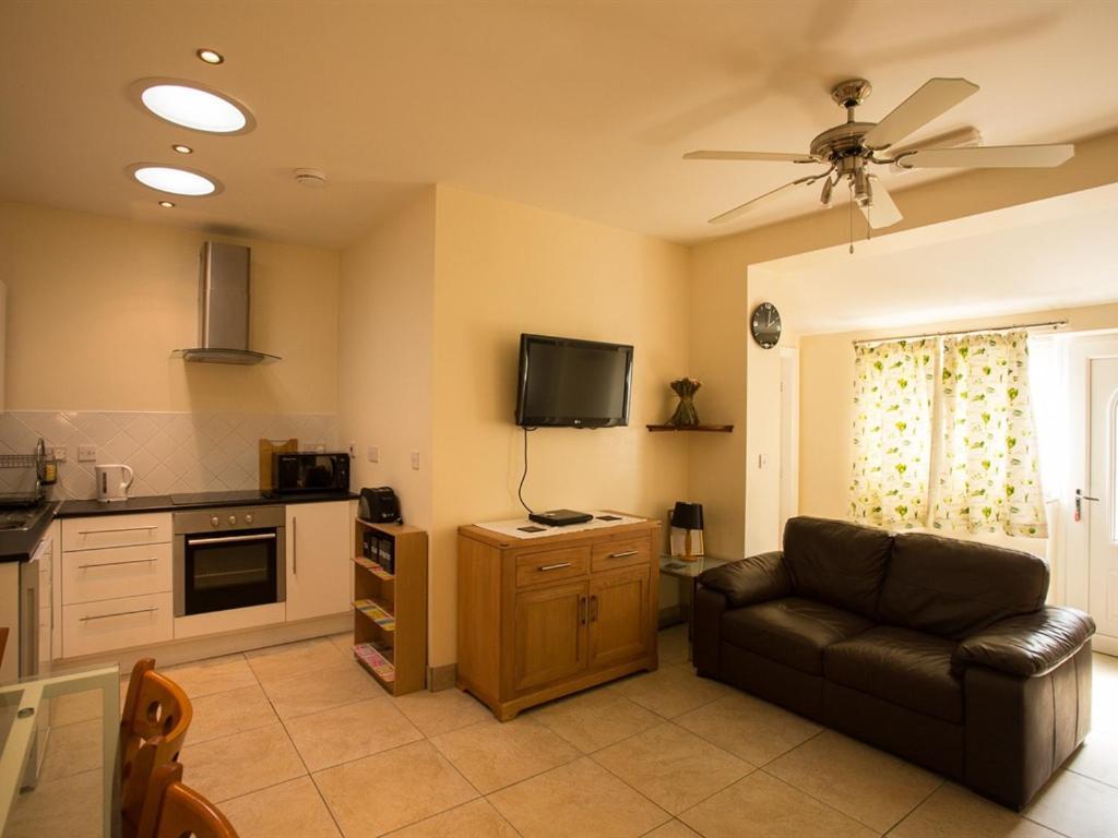 גרימסבי Treetops Cottages & Spa מראה חיצוני תמונה
