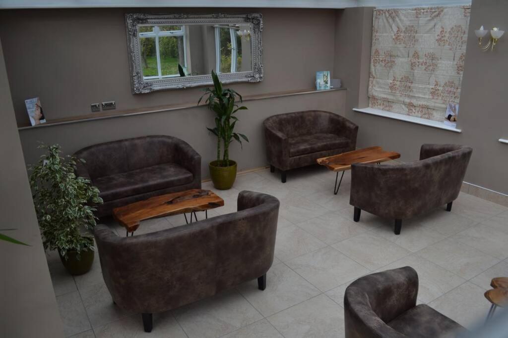 גרימסבי Treetops Cottages & Spa מראה חיצוני תמונה